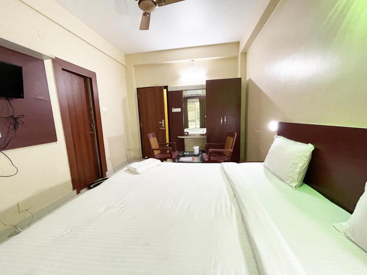 Hotel Golden Wave Puri Exterior photo