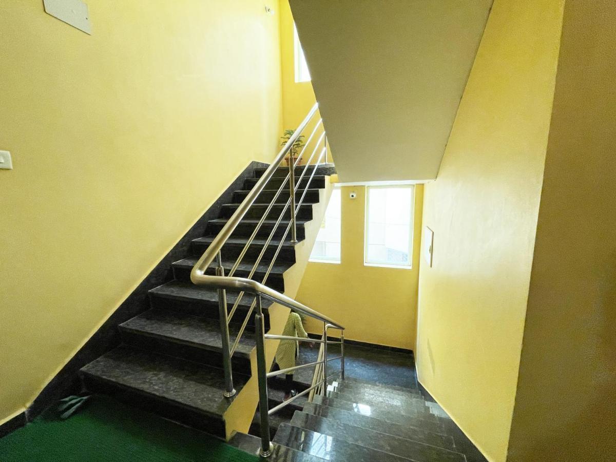 Hotel Golden Wave Puri Exterior photo